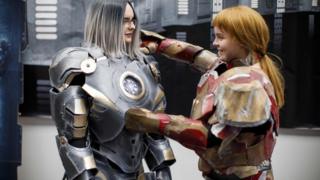 Pictures: Fans dress up for Comic Con in London BBC Newsround