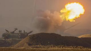 Israeli howitzer gun near Gaza border