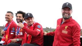 Dejan Lovren, Mohamed Salah, Xherdan Shaqiri and Jurgen Klopp