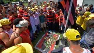 pemakaman, Flamengo