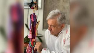 La foto de Amlo con la Catrina