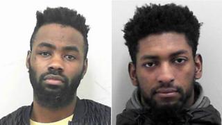 Bernet Cochrane (l) Stephon Harris (r)
