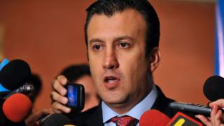 طارق الایسامی قبلا وزیر کشور و دادگستری ونزوئلا بوده است