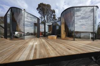 Комплекс готелів Freycinet Lodge Coastal Pavilions