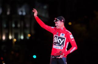 Le test d'urine date du 7 septembre, à trois jour de l'arrivée de la Vuelta, alors que le Britannique portait le maillot de leader.