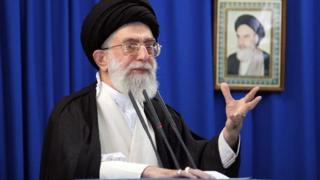 ایران کے سرواچ دھارمک نیتا ایاتلاہ خامنیئی
