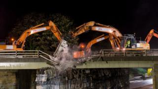 Demolition of Fort Bridge