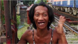 အသက်ကို လောင်းကြေးထပ်ကာ စီးပွားရှာနေသူများ