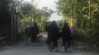 Hingga kini, diperkirakan lebih dari 100 warga yang kini tinggal di kampung santri di Desa Sawo, Bantul.