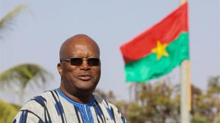 burkina,fonctionnaires,kaboré,administration