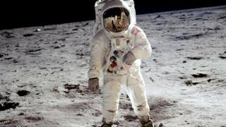 Aldrin Ayın səthində