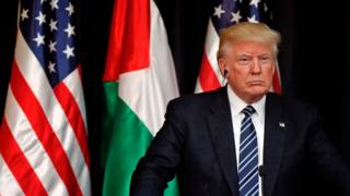 Президент США Дональд Трамп сделал свое заявление в Вифлееме, где он встретился с палестинским лидером Махмудом Аббасом.