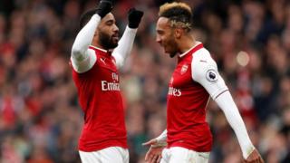 Les deux buteurs d'Arsenal Pierre-Emerick Aubameyang et Alexandre Lacazette.