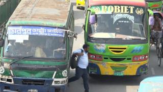 কতটা অনিরাপদ ঢাকার গণপরিহণ ব্যবস্থা?