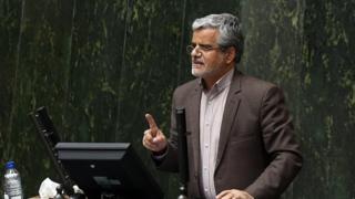 محمود صادقی