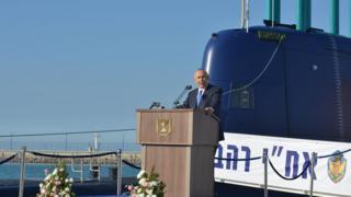 Нетаньяху на подводной лодке