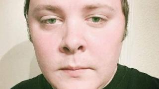 Фотография Девина Келли, взятая с его удаленной страницы в Facebook