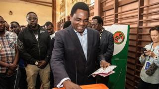 Hakainde Hichilema avait été arrêté en avril dernier, puis incarcéré, accuse d'avoir gêné le passage du convoi du président zambien Edgar Lungu et d'avoir ainsi mis sa vie en danger.
