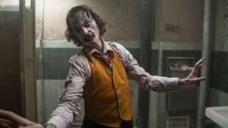 Joaquin Phoenix como el Jóker