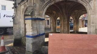 Market Cross, Malmesbury