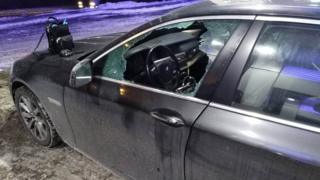 Автомобіль з розбитим склом