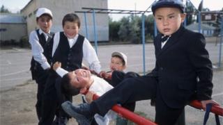 Быйылкы жаңы окуу жылына Россия Кыргызстанга мугалим жөнөтүү ниетин билдирген