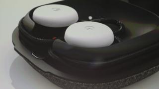 Наушники Google Pixel Buds