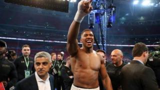 Anthony Joshua baada ya ushindi wake wa Knockout dhidi ya Wladmir Klitschko