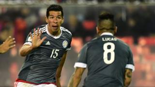Víctor Cáceres celebra su gol