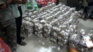 EFCC ta ce tana yin bincike domin gano mutumin da ya mallaki kudin