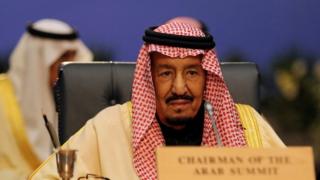 العاهل السعودي دعا إلى قمتين عريبة وخليجية نهاية مايو/أيار الجاري