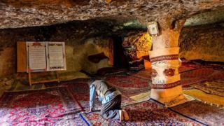 Maymand mağara köyü, İran