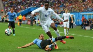 Martin Caceres a wasan Uruguay da Ingila na cin kofin duniya na 2014