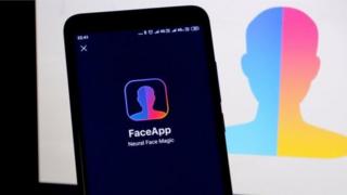 Додаток FaceApp