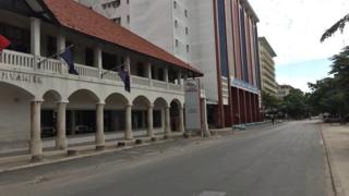 Empty street for Dar es Salaam