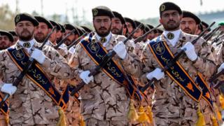 الحرس الثوري الإيراني يقدر عدد أفراده بـ150000 شخص