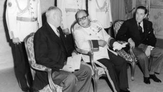 Marcos Pérez Jiménez, al centro de la imagen, gobernó Venezuela entre 1948 y 1958.