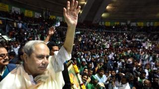 நவீன் பட்நாயக்: மொழியே தெரியாதவர் மாநிலத்தின் முதல்வரான கதை