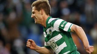 L'attaquant portugais Adrien Silva a officiellement rejoint Leicester, en provenance du Sporting Lisbonne.