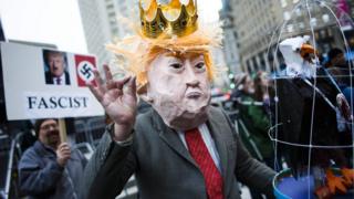 Trump'ın yasağına karşı protestolar sürüyor
