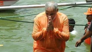 మోడీ కుంభమేళా