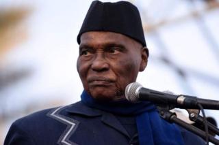Abdoulaye Wade appelle à des manifestations pacifiques.