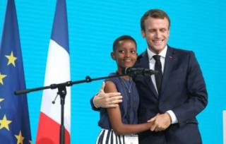 Perezida Macron yasabye isi kumva ibyo Amanda yavuze