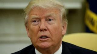 Trump yemeza ko Comey atariko arangura umurimo wiwe neza