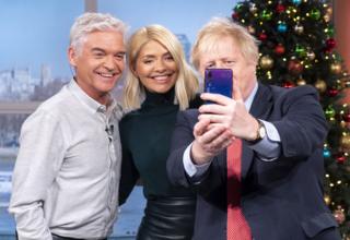 Phillip Schofield, Holly Willoughby and Boris Johnson take a selfie together