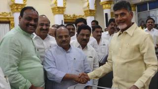 ఏపీ సీఎం చంద్రబాబునాయుడు, ఆర్థిక మంత్రి యనమల రామకృష్ణుడు