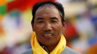 नेपाली पर्वतारोही कामी रीता शेरपा