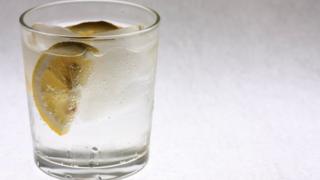A gin-and-tonic cocktail