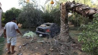 Abaturage b'abasivile bo mu murwa mukuru Tripoli bari mu cyeragati kubera ubushyamirane bw'imitwe myinshi yitwaje intwaro