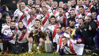 El equipo de River Plate celebrando su triunfo en la Copa Libertadores
